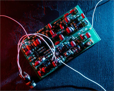 Comparaison des MOSFET et IGBT pour les Applications Industrielles